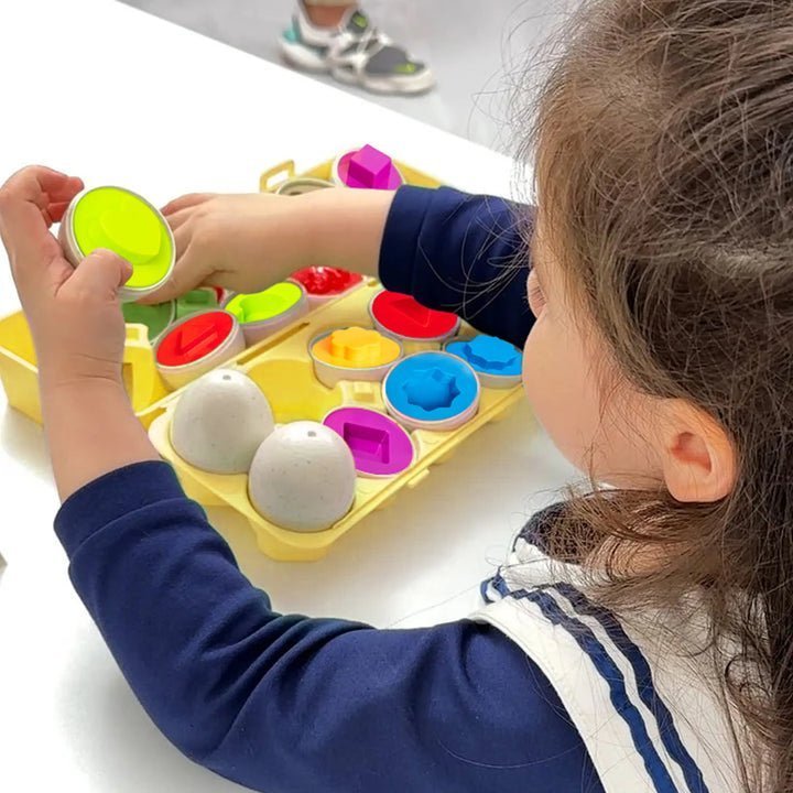 Huevos Geométricos Montessori - Niño Feliz