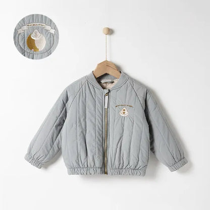 Chaqueta bordada ideal para clima frío