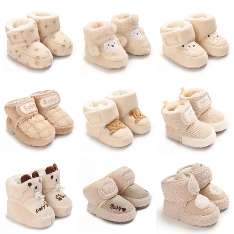 Zapatos afelpados para bebé en diseño cálido de invierno