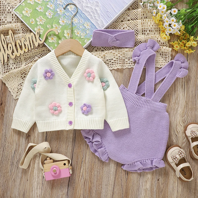 Overol para bebé con diseño cómodo y tierno
