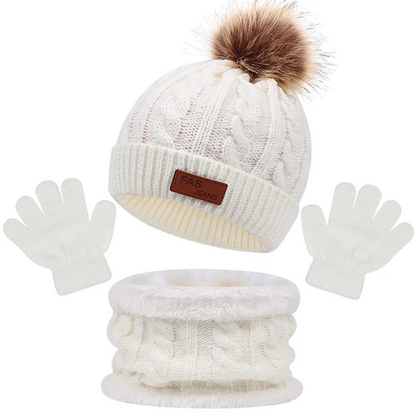 Set Invernal Infantil Con Gorro Bufanda y Guantes