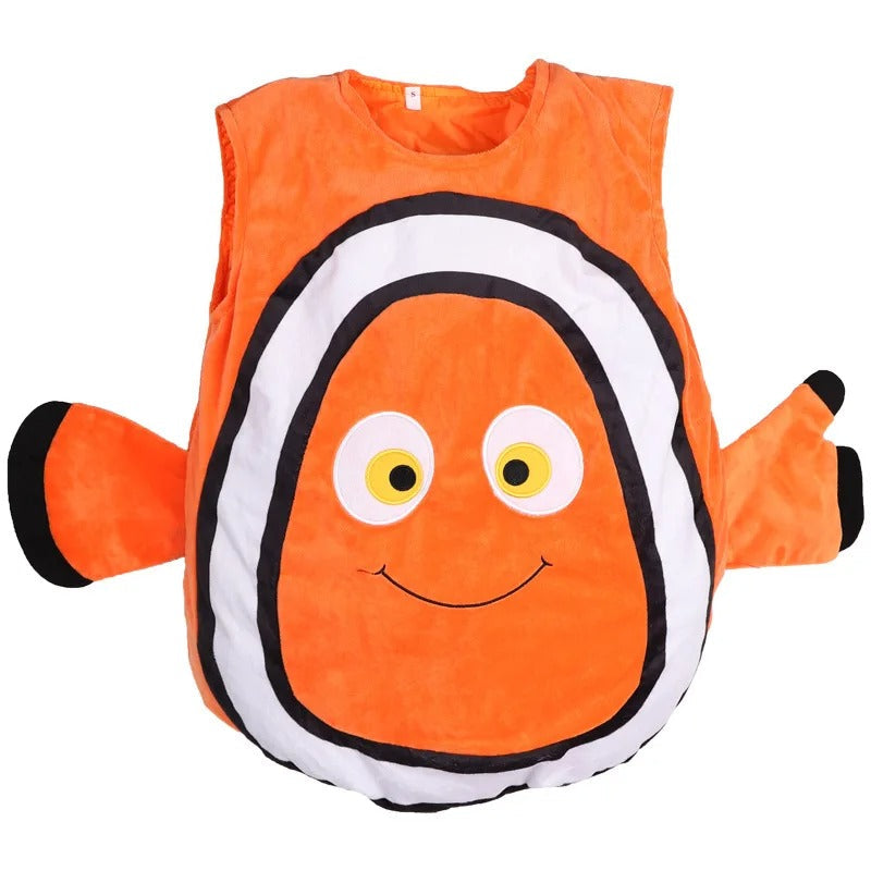 Vista posterior del jumpsuit de pez para fiestas infantiles