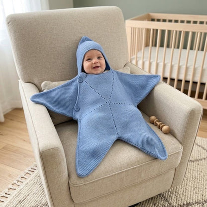 Pelele Tejido de Crochet para Bebé con Capucha - Niño Feliz